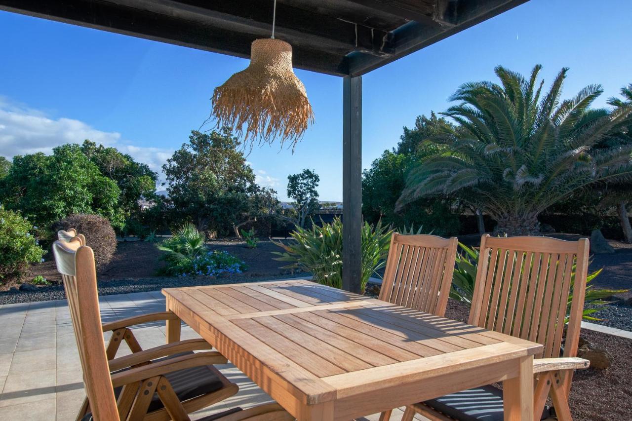 Heated & Shared Pool Villa Matriana 36B, North Shore Villas La Oliva Exteriör bild